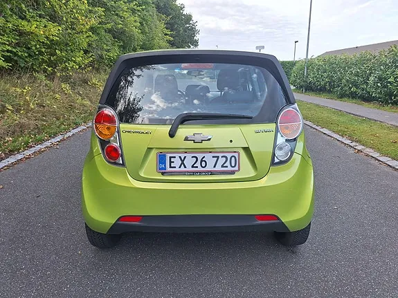 Chevrolet Spark 2011 photo 5