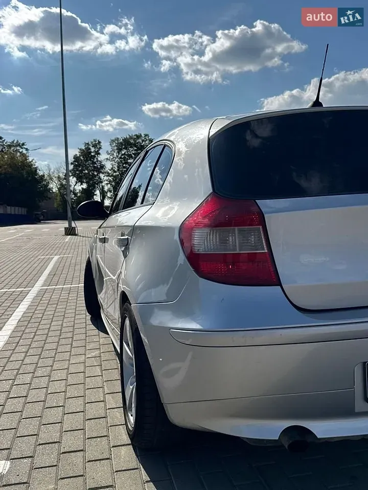 BMW 1 Series 2005 photo 5