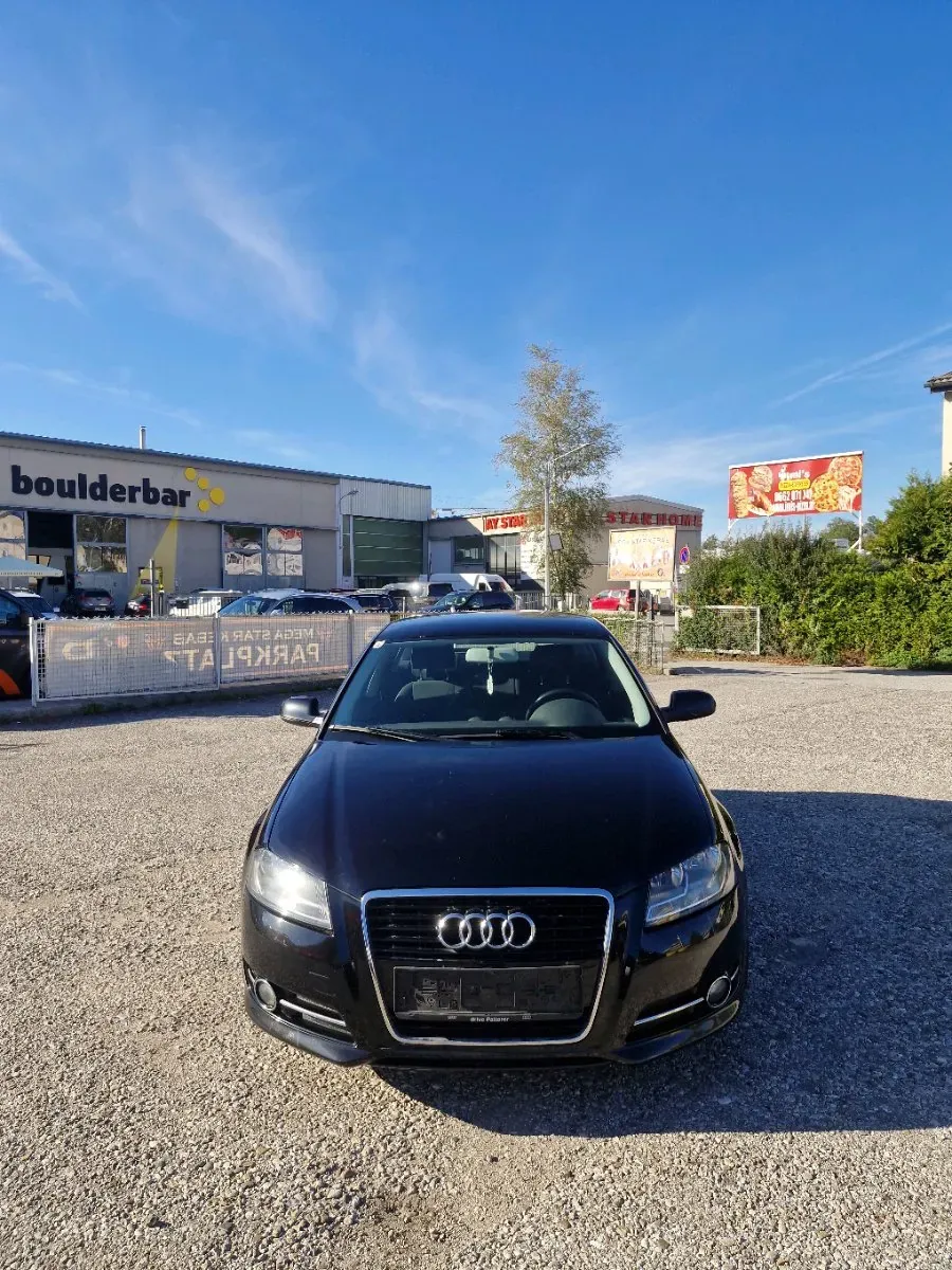 Audi A3 2012 photo 2