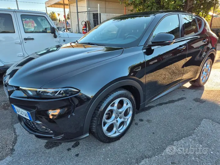 Alfa Romeo Tonale 2023 photo 2