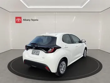 Toyota Yaris 2024 photo 4