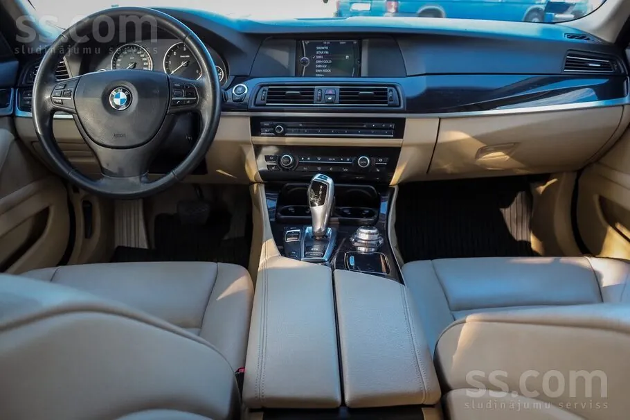 BMW 520 2011 photo 4