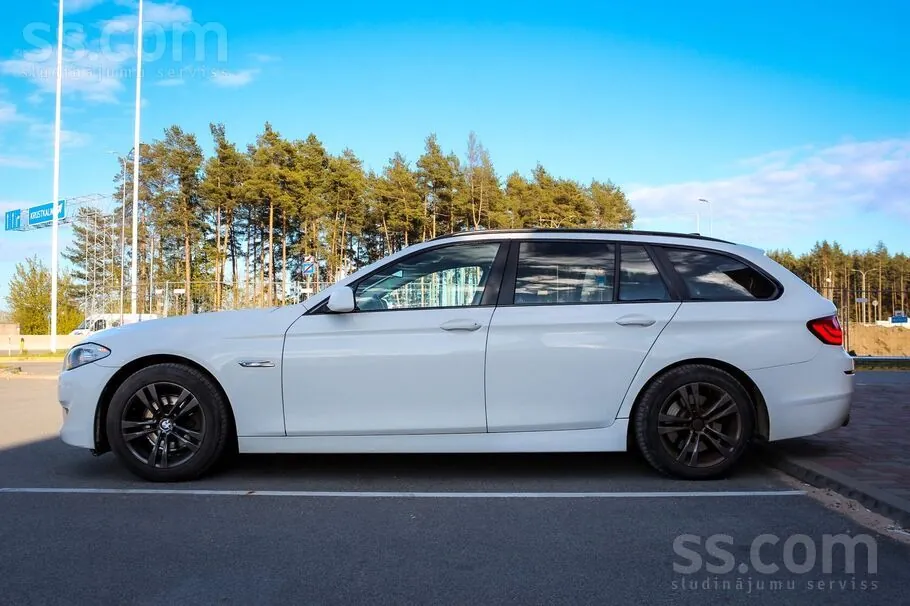 BMW 520 2011 photo 3