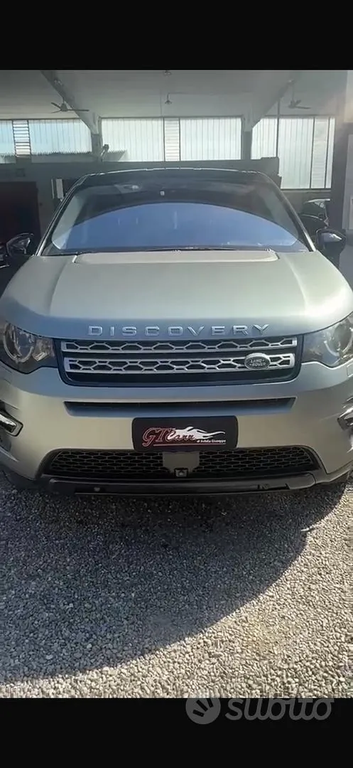Land Rover Discovery Sport 2018 photo 3