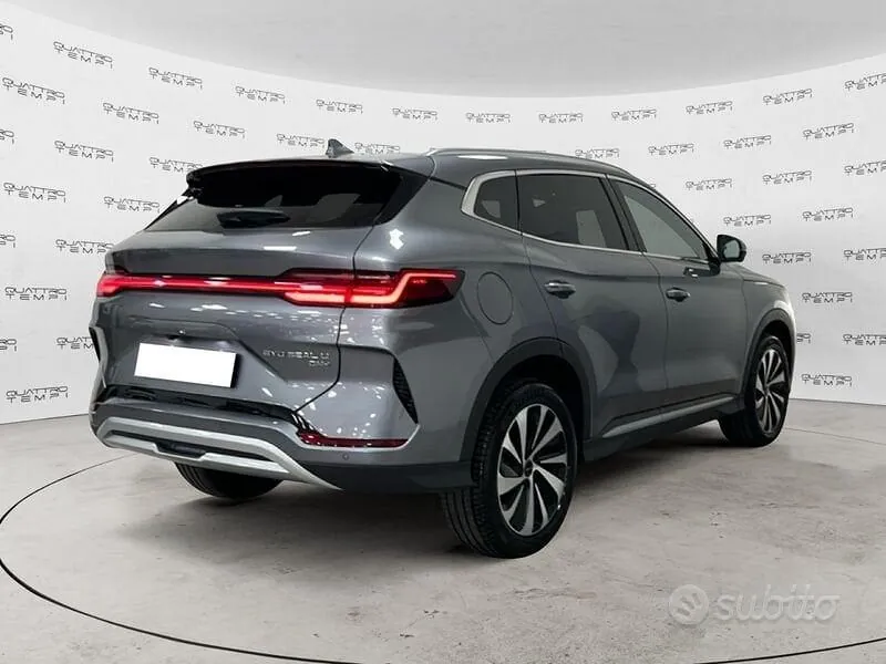BYD Seal U 2025 photo 5