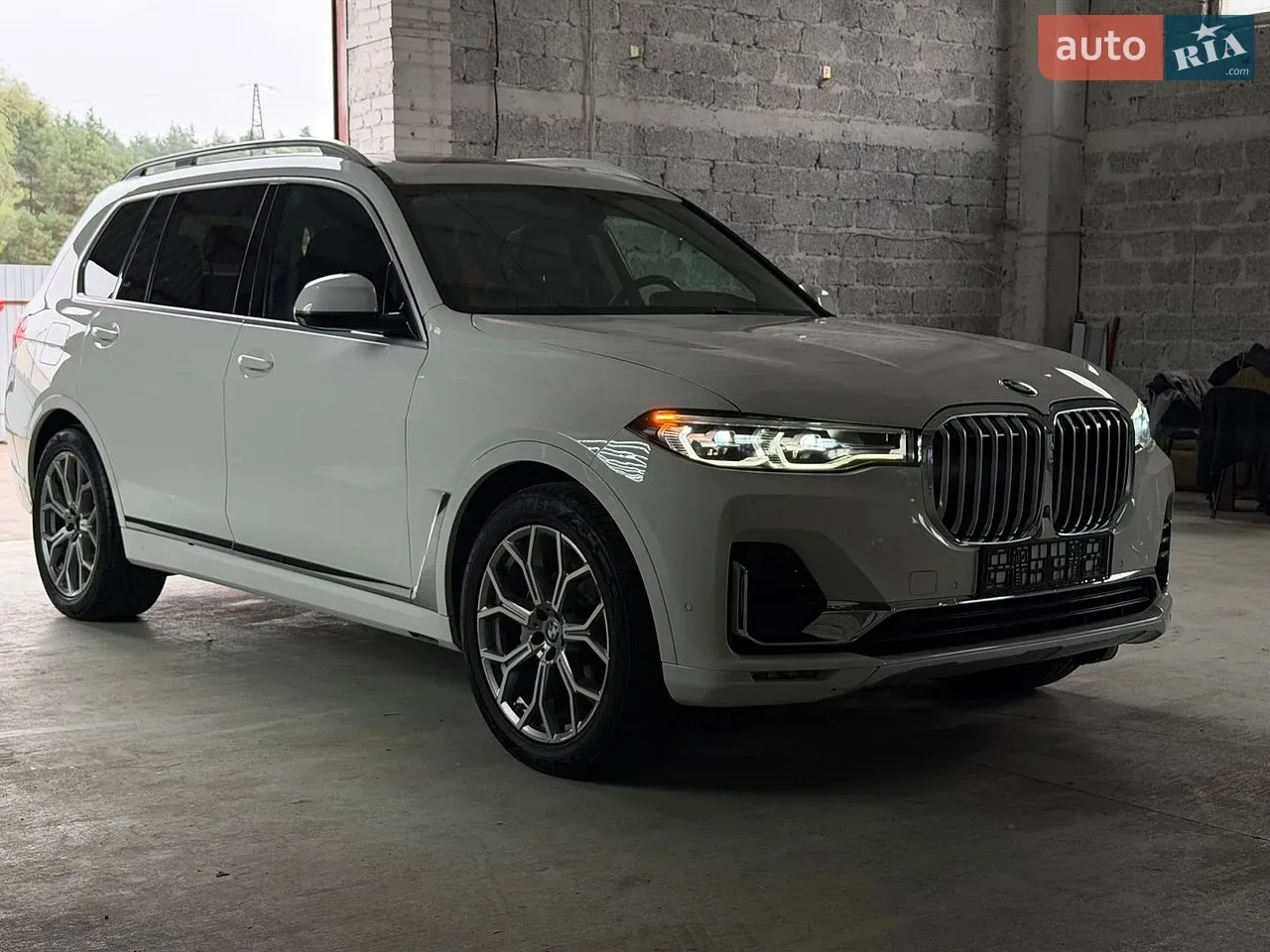 BMW X7