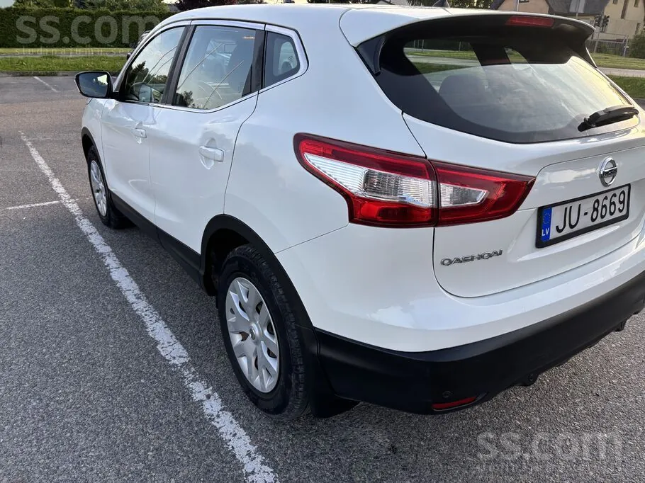 Nissan Qashqai 2015 photo 4