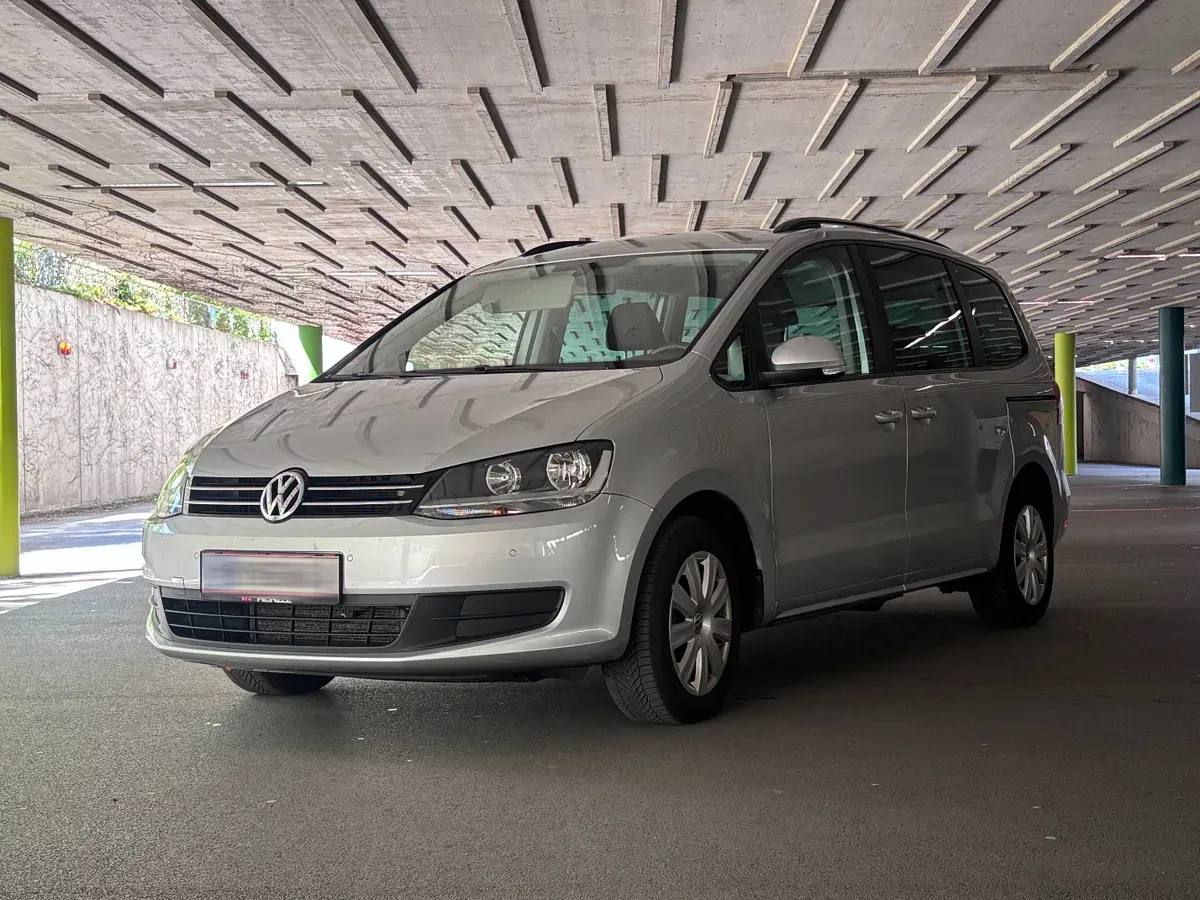 Volkswagen Sharan 2010 photo 2