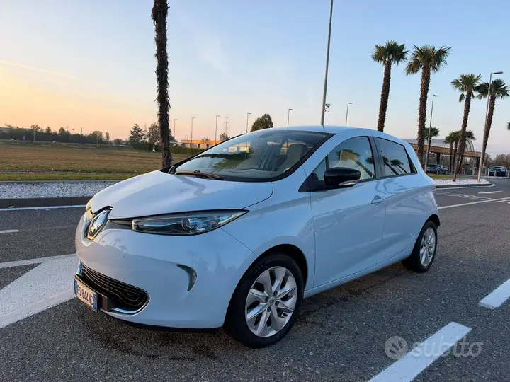 Renault Zoe 2013 photo 3