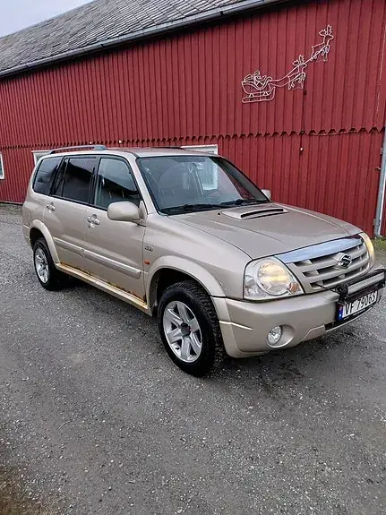 Suzuki Xl7