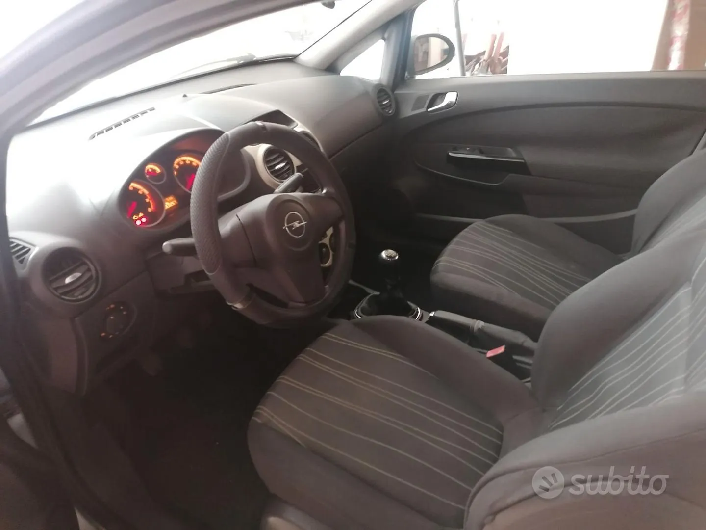 Opel Corsa 2008 photo 2