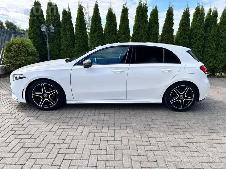 Mercedes-Benz A200 2018 photo 3