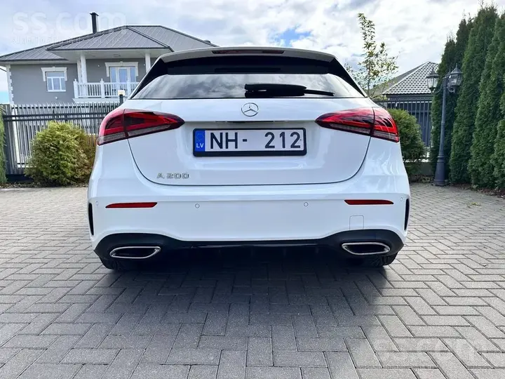 Mercedes-Benz A200 2018 photo 5