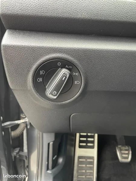 Volkswagen T-Roc 2021 photo 3