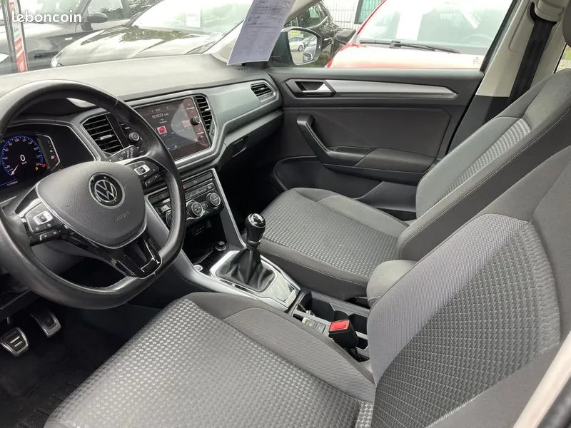 Volkswagen T-Roc 2021 photo 4