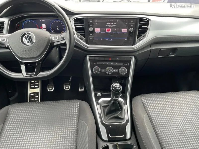 Volkswagen T-Roc 2021 photo 5