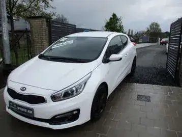 Kia Proceed 2017 photo 3