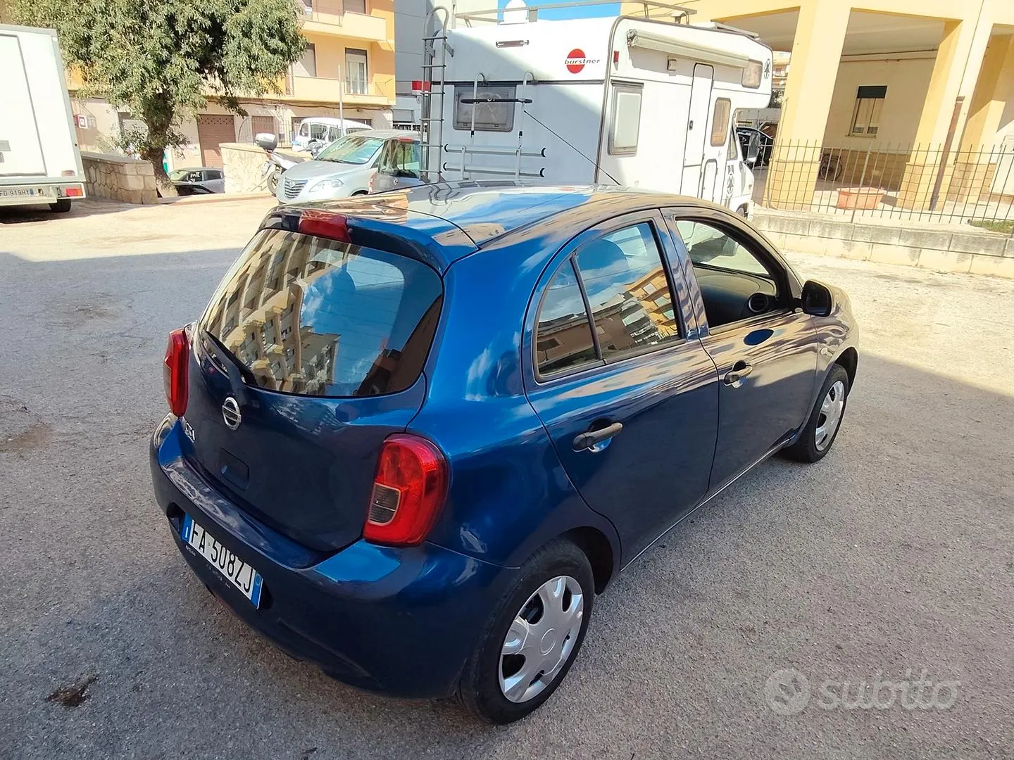 Nissan Micra 2015 photo 3