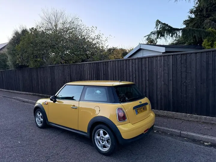 Mini One 2008 photo 4