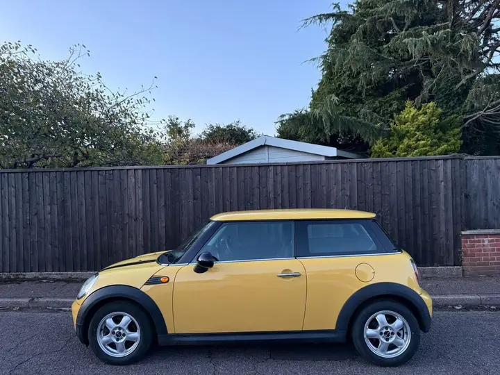 Mini One 2008 photo 5