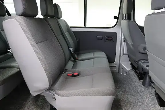 Toyota Hiace 2010 photo 4