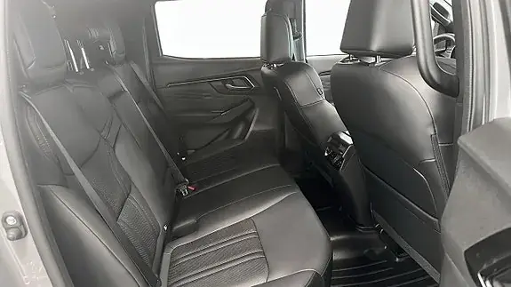 Isuzu D-Max 2026 photo 5