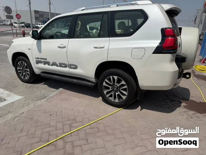 Toyota Prado 2023 photo 3