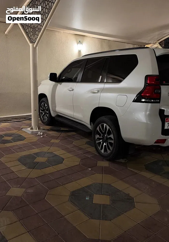 Toyota Prado 2023 photo 5