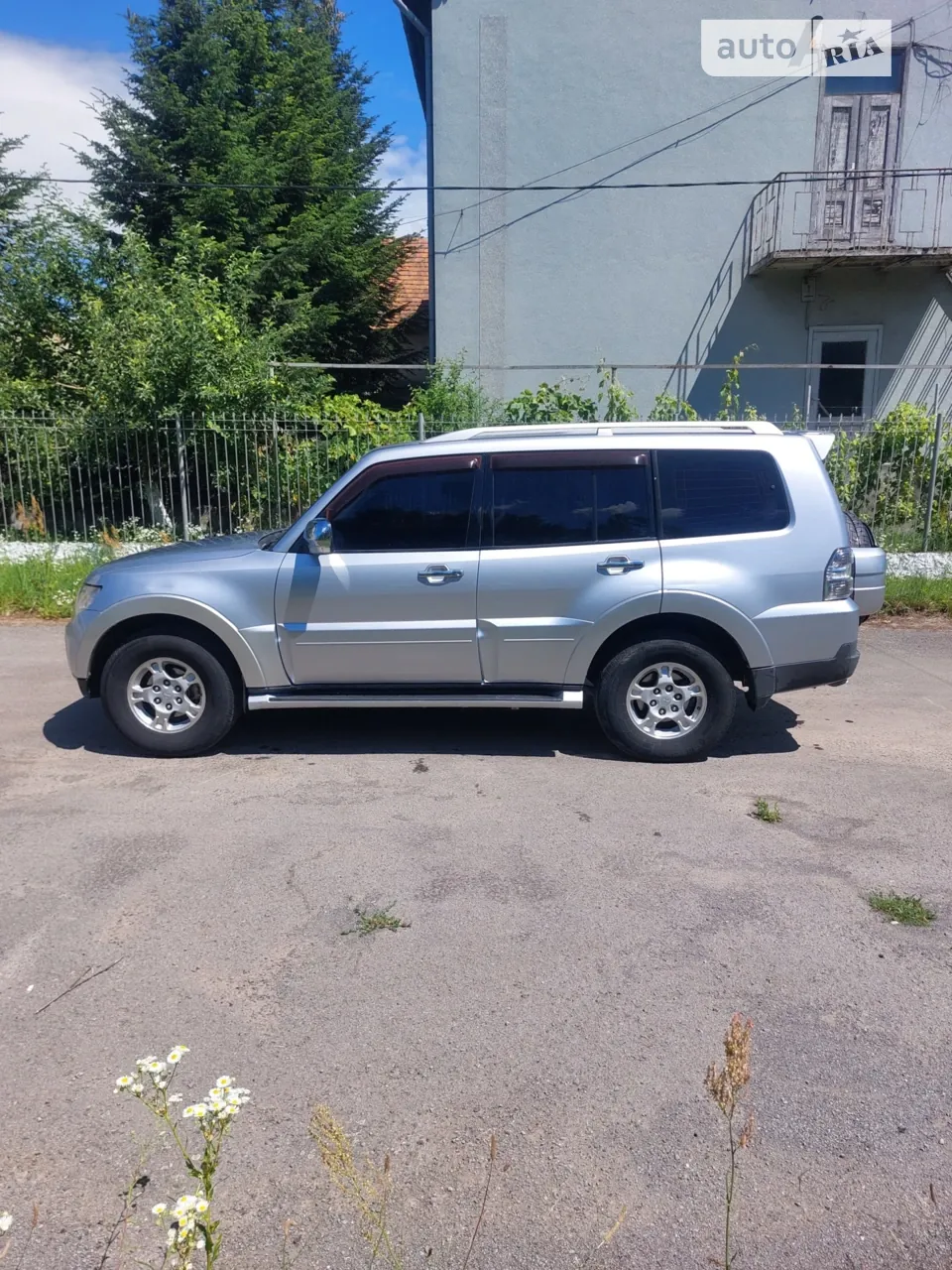 Mitsubishi Pajero Wagon 2007 photo 2