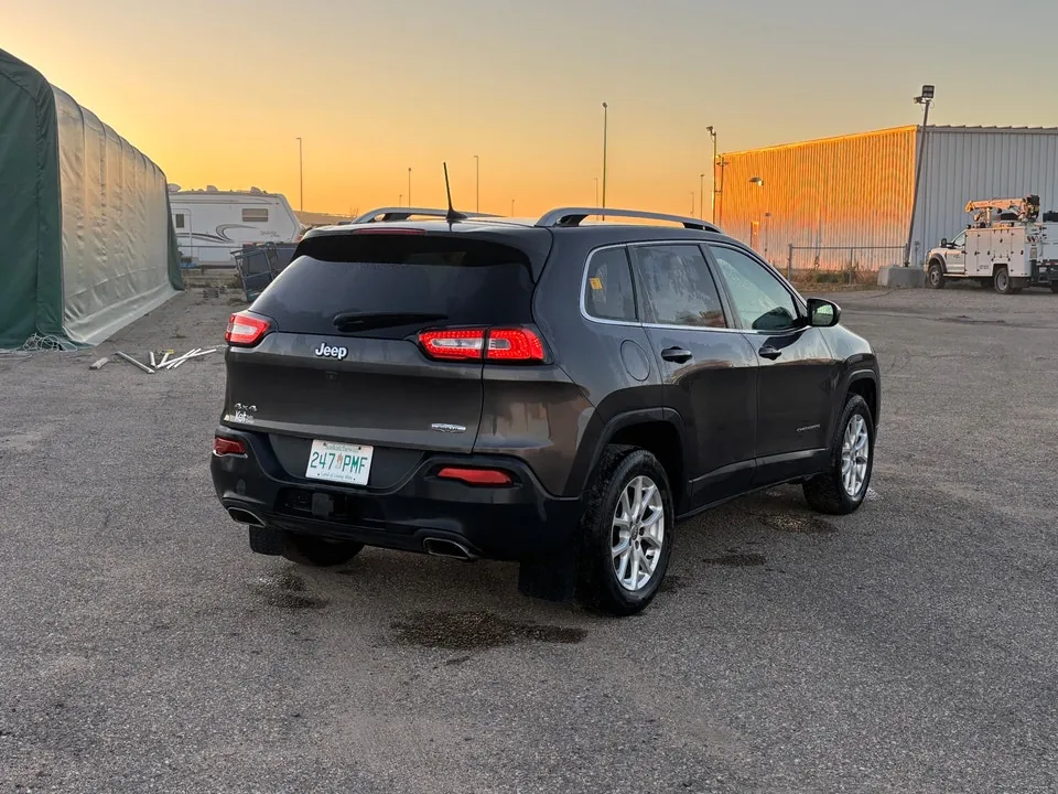 Jeep Cherokee 2016 photo 3