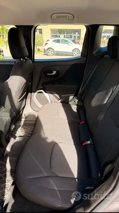 Jeep Renegade 2018 photo 3