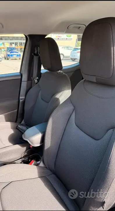 Jeep Renegade 2018 photo 5