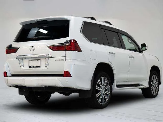 Lexus Lx 2017 photo 4