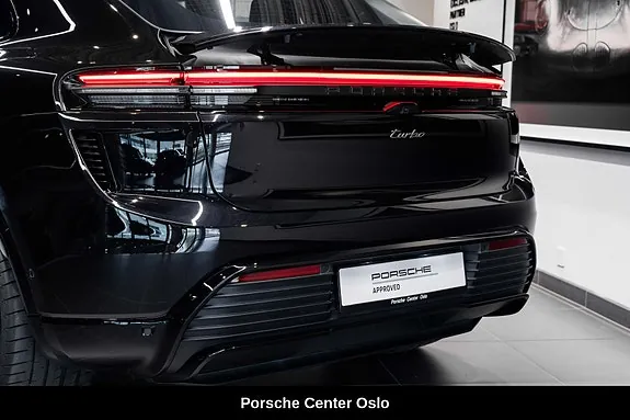 Porsche Macan Turbo 2025 photo 4