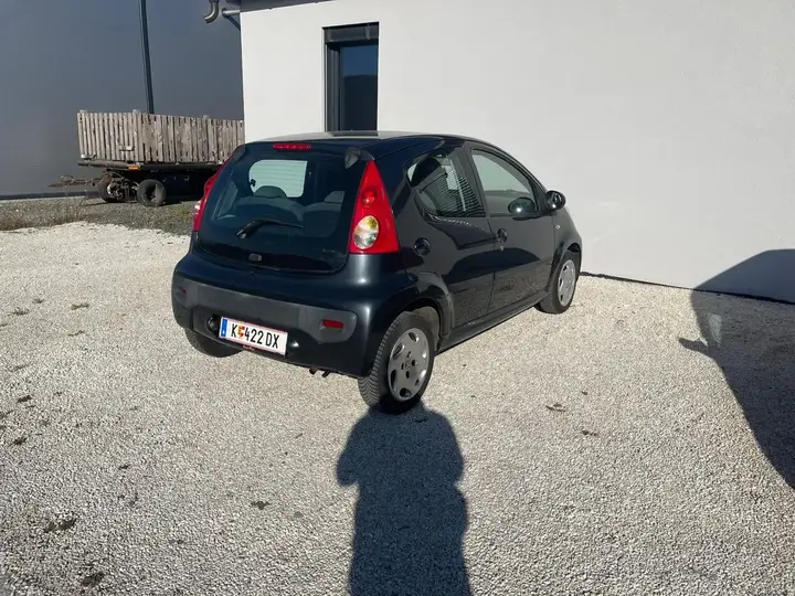 Peugeot 107 2007 photo 3