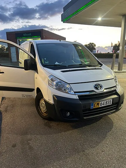 Toyota Proace 2015 photo 2