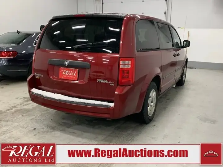 Dodge Grand Caravan 2010 photo 4