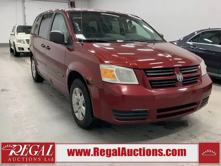 Dodge Grand Caravan 2010 photo 2