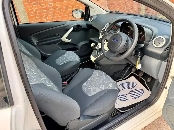 Ford Ka 2014 photo 5