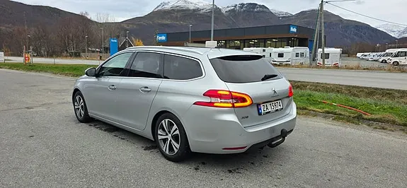 Peugeot 308 Sw 2015 photo 2