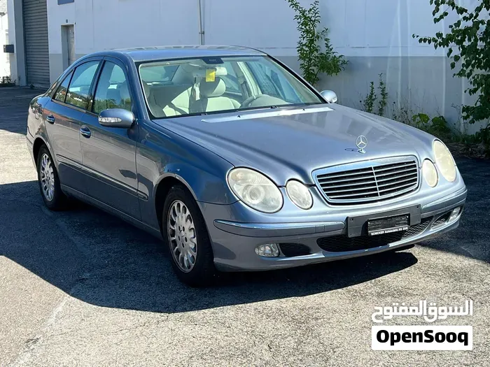 Mercedes-Benz E-Class 2004 photo 4
