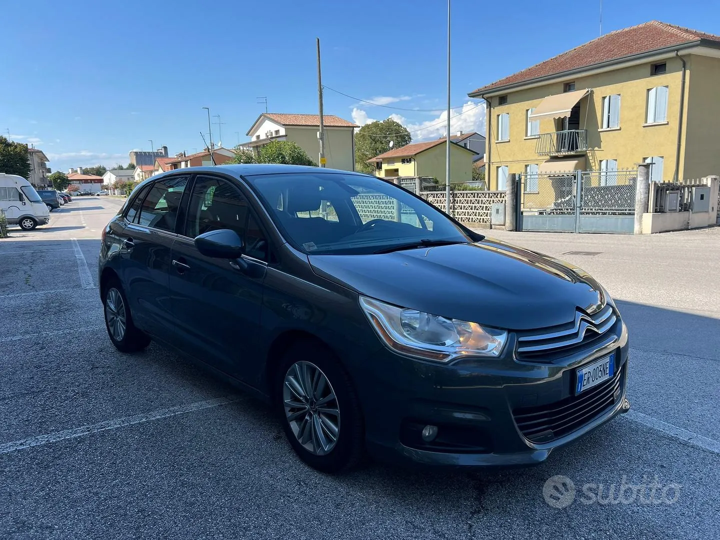 Citroen C4 2013 photo 4
