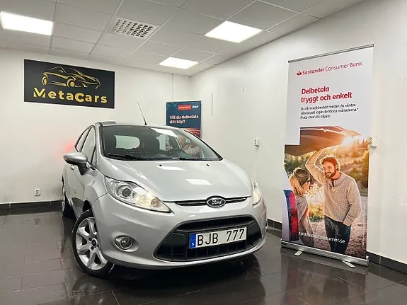 Ford Fiesta 2013 photo 2