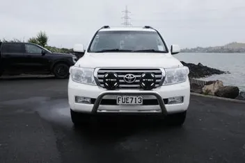 Toyota Land Cruiser 2011 photo 3