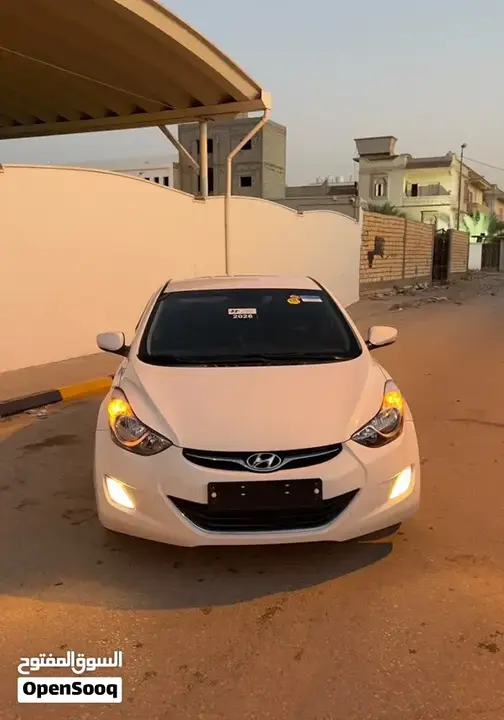 Hyundai Elantra 2012 photo 3