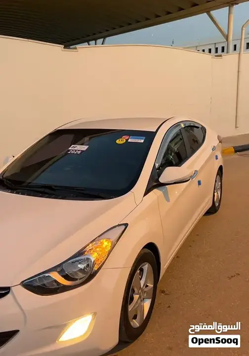 Hyundai Elantra 2012 photo 4
