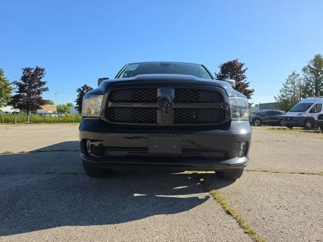 Ram 1500 Classic 2021 photo 2