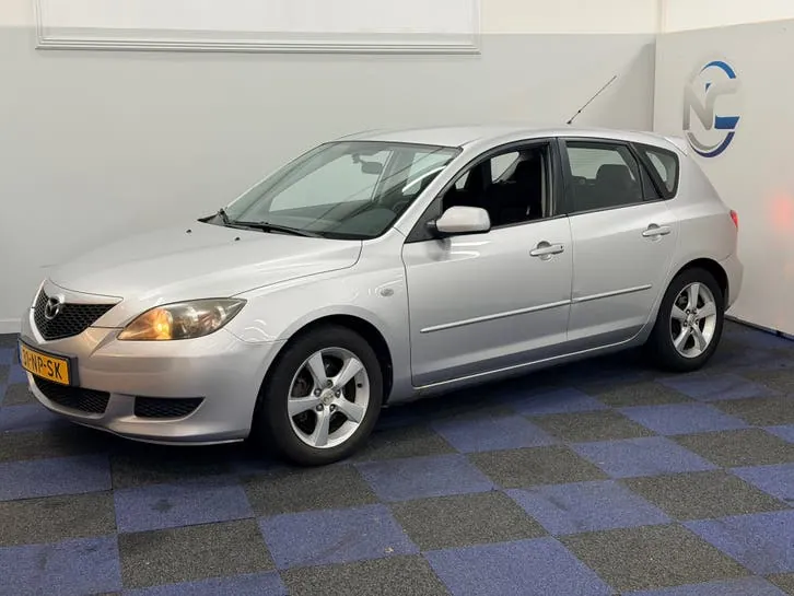 Mazda 3 2004 photo 3