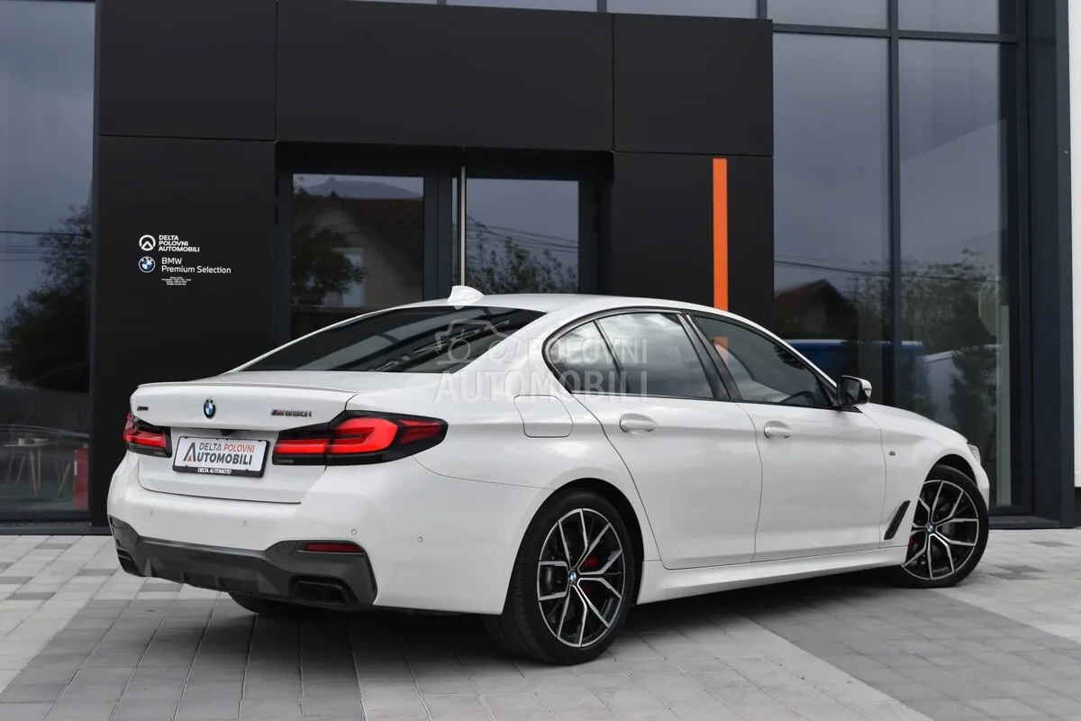 BMW M 550I 2021 photo 2