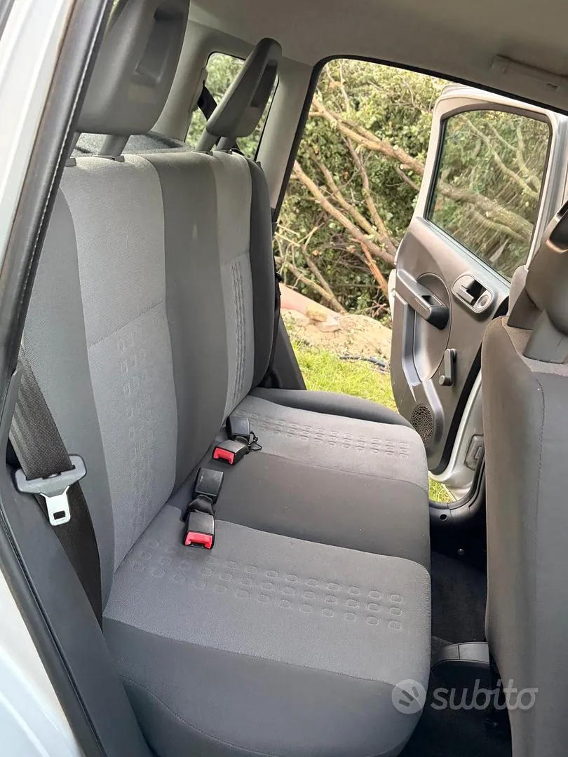 Fiat Panda 2012 photo 4